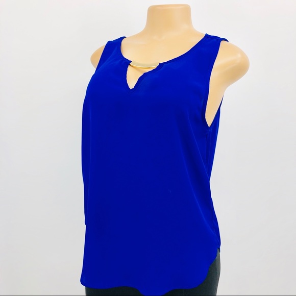 Sheer Open Back Blouse - Picture 3 of 7